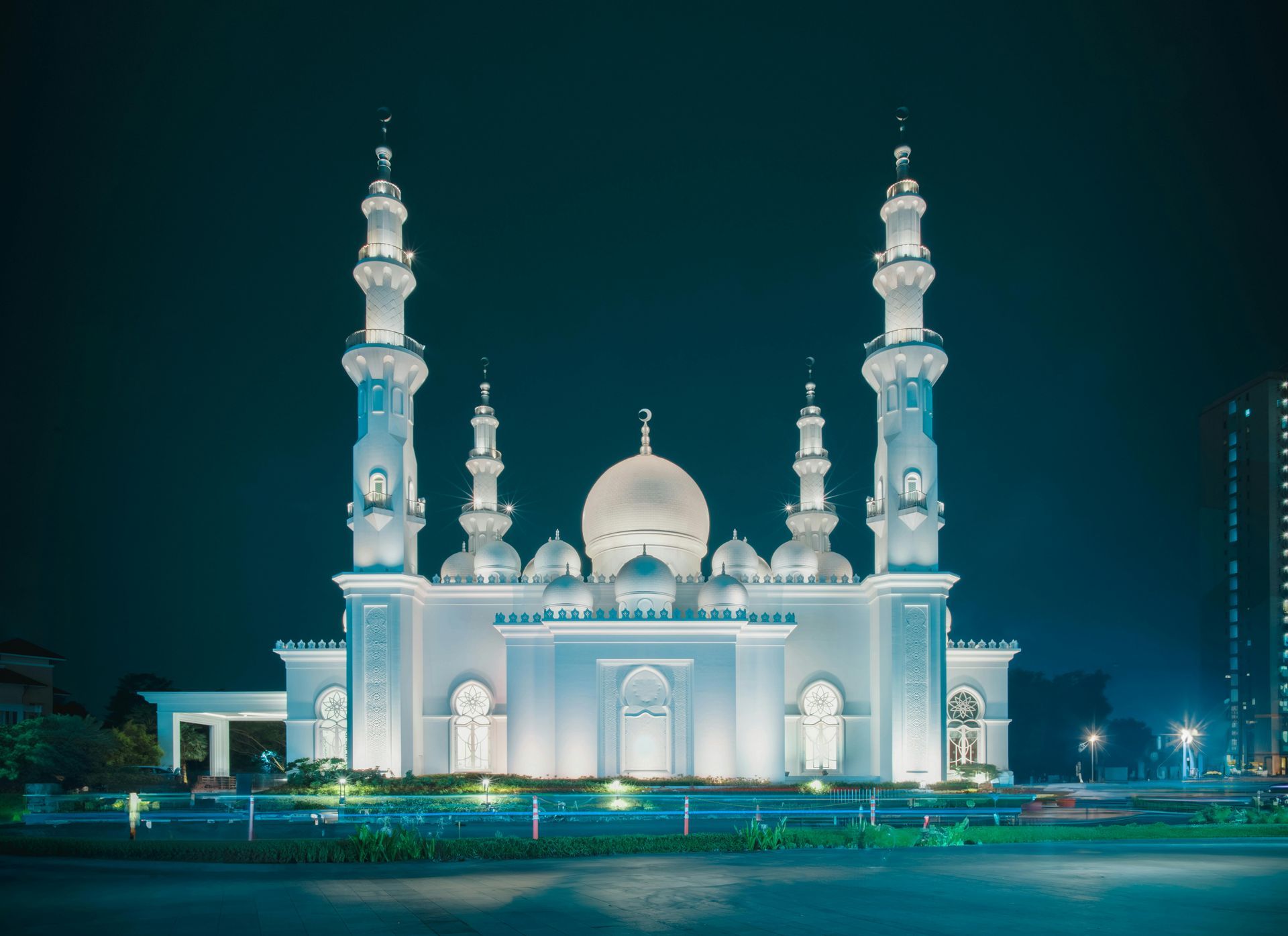 Abu Dhabi — During the Winter