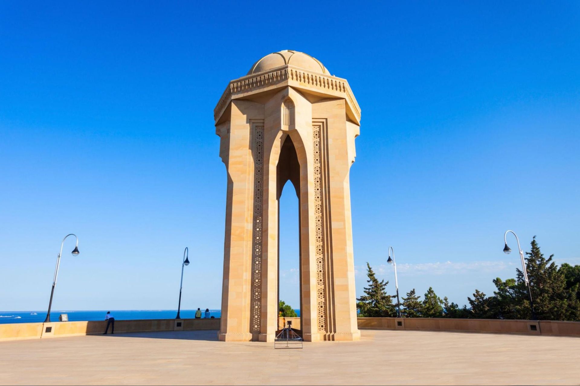 Modern Baku Panoramic City Tour